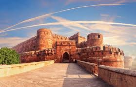 Agra Fort sightseeing by cab service